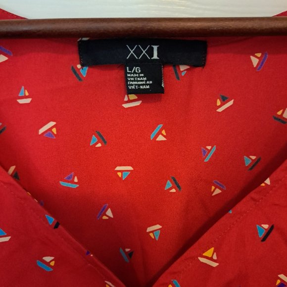 Forever 21 Peplum Style Sleeveless Top Size Large - Picture 4 of 4